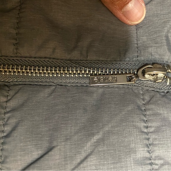 Kensie Puffer Coat; Size XS but runs a little big. - Picture 3 of 7